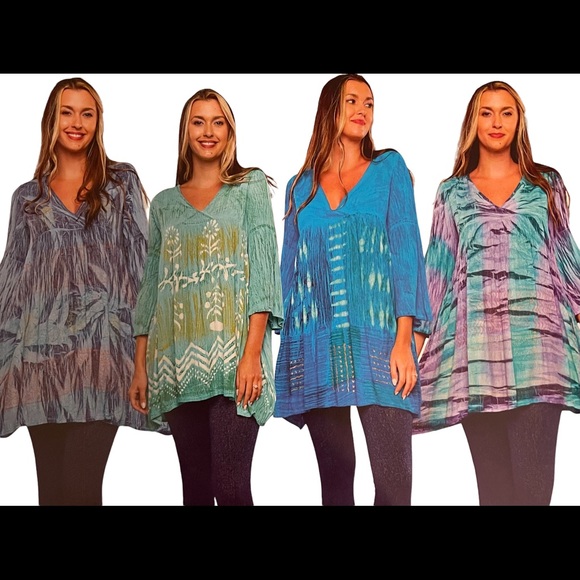 Sacred Threads Tops - NWT.  Sacred Threads Blouse/Tunic. ONESIZE.   BL/RD7.  222413A